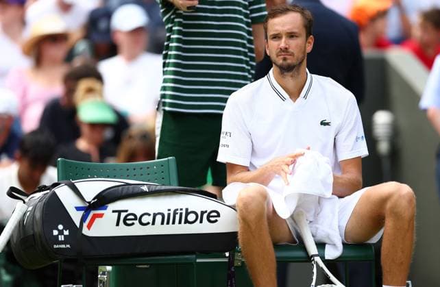 Mandatory Credit: Photo by Simon Dael Shutterstock (14003752al) Jiri Lehecka in action against Daniil Medvedev Wimbledon Tennis Championships, Day 8, The All England Lawn Tennis and Croquet Club, London, UK - 10 Jul 2023 Wimbledon Tennis Championships, Day 8, The All England Lawn Tennis and Croquet Club, London, UK - 10 Jul 2023  Copyright: xSimonxDael Shutterstockx 14003752al