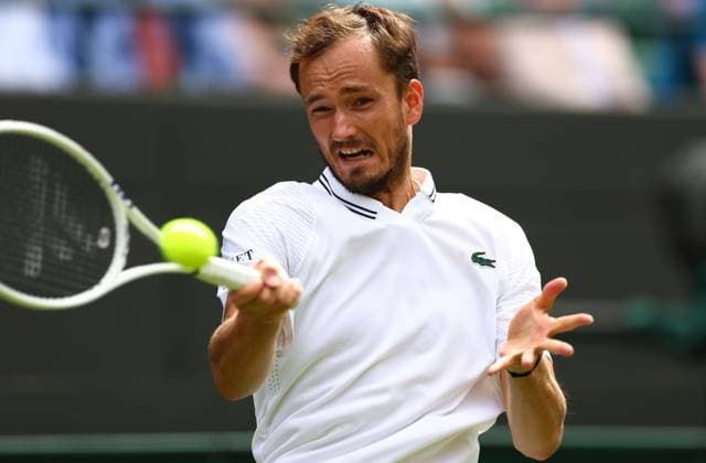 Mandatory Credit: Photo by Simon Dael Shutterstock (14003752ar) Daniil Medvedev in action against Jiri Lehecka Wimbledon Tennis Championships, Day 8, The All England Lawn Tennis and Croquet Club, London, UK - 10 Jul 2023 Wimbledon Tennis Championships, Day 8, The All England Lawn Tennis and Croquet Club, London, UK - 10 Jul 2023  Copyright: xSimonxDael Shutterstockx 14003752ar