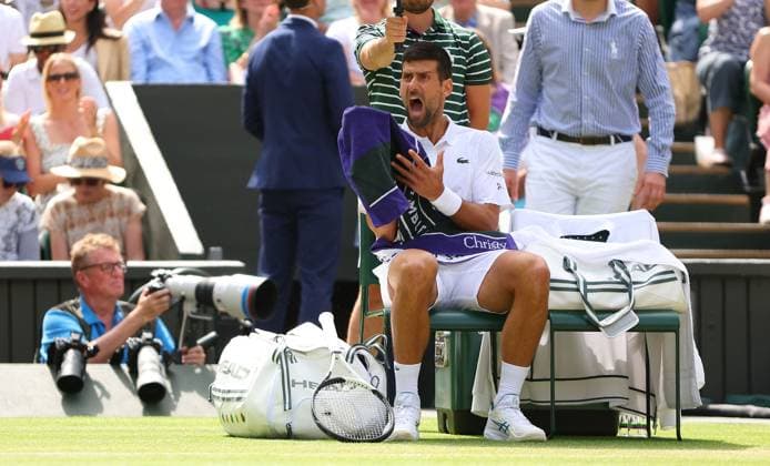 Sport Bilder des Tages Mandatory Credit: Photo by Ella Ling Shutterstock (14003751be) Novak Djokovic screams in frustration between games against Hubert Hurkacz Wimbledon Tennis Championships, Day 8, The All England Lawn Tennis and Croquet Club, London, UK - 10 Jul 2023 Wimbledon Tennis Championships, Day 8, The All England Lawn Tennis and Croquet Club, London, UK - 10 Jul 2023  Copyright: xEllaxLing Shutterstockx 14003751be