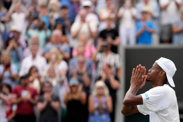 Mandatory Credit: Photo by Dave Shopland Shutterstock (14003750dl) Christopher Eubanks celebrates victory in his fourth round match Wimbledon Tennis Championships, Day 8, The All England Lawn Tennis and Croquet Club, London, UK - 10 Jul 2023 Wimbledon Tennis Championships, Day 8, The All England Lawn Tennis and Croquet Club, London, UK - 10 Jul 2023  Copyright: xDavexShopland Shutterstockx 14003750dl