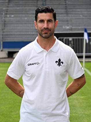 10 07 2023, xjhx, football 1 Bundesliga, SV Darmstadt 98 photo appointment season 2023 24, emspor, Co coach Ovid Hajou SV Darmstadt 98 1 BL, porträttermin 2023 2024 DFL DFB REGULATES PROHIBIT ANY USE OF PHOTOGRAPHS as IMAGE SEQUENCES and or QUASI VIDEO Darmstadt