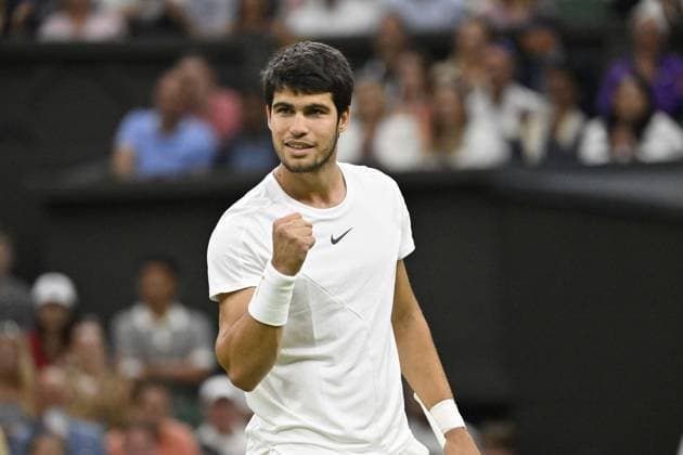 Tennis : Wimbledon 2023 - Angleterre -Carlos Alcarz - Espagne bat Matteo Berrettini - Italie Tennis : Wimbledon 2023 - Angleterre- 10 07 23 ChrysleneCaillaud Panoramic  