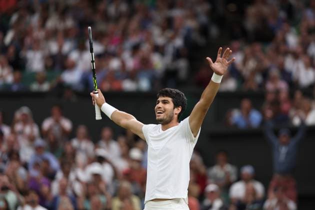 Carlos Alcaraz TENNIS : Wimbledon 2023 - 10 07 2023 AntoineCouvercelle Panoramic  