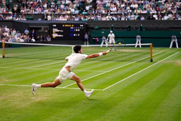 Mandatory Credit: Photo by Dave Shopland Shutterstock (14003750ge) Carlos Alcaraz during his fourth round match Wimbledon Tennis Championships, Day 8, The All England Lawn Tennis and Croquet Club, London, UK - 10 Jul 2023 Wimbledon Tennis Championships, Day 8, The All England Lawn Tennis and Croquet Club, London, UK - 10 Jul 2023  Copyright: xDavexShopland Shutterstockx 14003750ge
