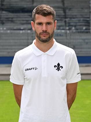 10 07 2023, xjhx, football 1 Bundesliga, SV Darmstadt 98 photo appointment season 2023 24 1 BL porträttermin 2023 2024 emspor, v l transition coordinator Pascal Pellowski SV Darmstadt 98 1 BL, porträttermin 2023 2024 DFL DFB REGULATES PROHIBIT ANY USE OF PHOTOGRAPHS as IMAGE SEQUENCES and or QUASI VIDEO Darmstadt