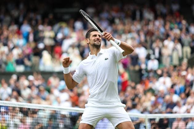 Wimbledon Tag Neun 11. Juli 2023, Wimbledon Wimbledon Tennis Championships Tag Neun Novak Djokovic SRB feiert den Sieg Foto Charlotte Wilson Abseits Wimbledon UK  Copyright: xCharlottexWilsonx xOffsidexOffside