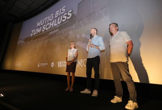 11 07 2023 football season 2022 2023 2 women football Bundesliga cinema premiere 1 FC Nuremberg FCN club promotion film courageous to the end sports photo zinc DaMa xdaxmax Dr Karoline Haderer Head of Marketing NÜRNBERGER insurance Niels Rossow Board of Finance and Administration 1 FC Nuremberg FCN Dieter Hecking coach Board of Sport 1 FC Nuremberg FCN announce after the film the sponsorship of Nürnberger insurance for women team team of FCN