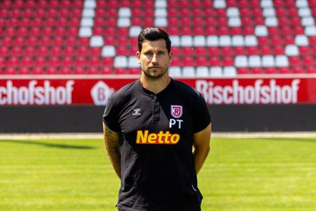 11 07 2023, Football, GER, Season, 3 Liga, Porträttermin 2023 2024, SSV Jahn Regensburg Phlipp Tschauner Goalkeeper Coach SSV Jahn Regensburg 3 Liga, Porträttermin 2023 2024, DFL REGULATES PROHIBIT ANY USE OF PHOTOGRAPHS AS IMAGE SEQUENCES AND OR QUASI VIDEO