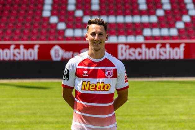 11 07 2023, Football, GER, Season, 3 Liga, Porträttermin 2023 2024, SSV Jahn Regensburg Konrad Faber SSV Jahn Regensburg 3 Liga, Porträttermin 2023 2024, DFL REGULATES PROHIBIT ANY USE OF PHOTOGRAPHS AS IMAGE SEQUENCES AND OR QUASI VIDEO