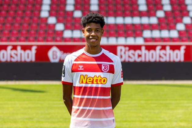 11 07 2023, Football, GER, Season, 3 Liga, Porträttermin 2023 2024, SSV Jahn Regensburg Noah Ganaus SSV Jahn Regensburg 3 Liga, Porträttermin 2023 2024, DFL REGULATES PROHIBIT ANY USE OF PHOTOGRAPHS AS IMAGE SEQUENCES AND OR QUASI VIDEO