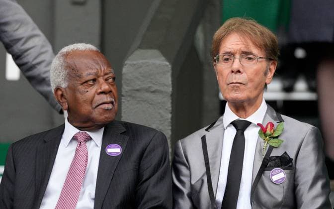 Mandatory Credit: Photo by Dave Shopland Shutterstock (14006841t) Trevor McDonald and Cliff Richard in the Royal Box on Centre Court Wimbledon Tennis Championships, Day 10, The All England Lawn Tennis and Croquet Club, London, UK - 12 Jul 2023 Wimbledon Tennis Championships, Day 10, The All England Lawn Tennis and Croquet Club, London, UK - 12 Jul 2023  Copyright: xDavexShopland Shutterstockx 14006841t
