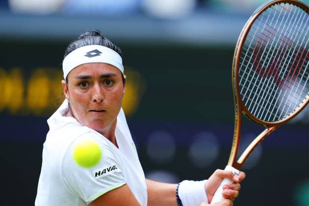 Mandatory Credit: Photo by Javier Garcia Shutterstock (14006839bd) Ons Jabeur during her quarter final match Wimbledon Tennis Championships, Day 10, The All England Lawn Tennis and Croquet Club, London, UK - 12 Jul 2023 Wimbledon Tennis Championships, Day 10, The All England Lawn Tennis and Croquet Club, London, UK - 12 Jul 2023  Copyright: xJavierxGarcia Shutterstockx 14006839bd