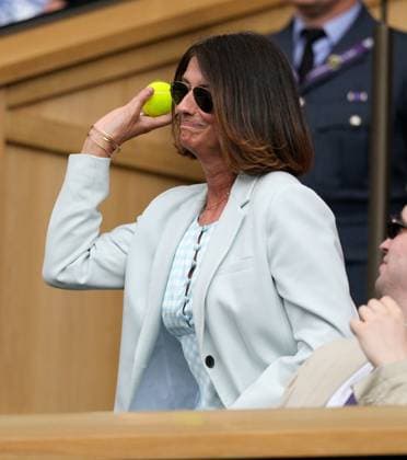 Mandatory Credit: Photo by Dave Shopland Shutterstock (14006841cz) A woman in the Royal Box catches the ball Wimbledon Tennis Championships, Day 10, The All England Lawn Tennis and Croquet Club, London, UK - 12 Jul 2023 Wimbledon Tennis Championships, Day 10, The All England Lawn Tennis and Croquet Club, London, UK - 12 Jul 2023  Copyright: xDavexShopland Shutterstockx 14006841cz