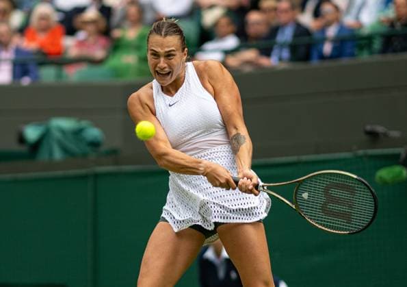Tennis - Wimbledon Championship 2023 - Day 10 LONDON, ENGLAND - Wednesday, July 12, 2023: Elena Rybakina (KAZ) during the Ladies Singles Quarter-Final match on Day Ten of The Championships Wimbledon 2023 at the All England Lawn Tennis and Croquet Club. LONDON All England Lawn Tennis and Croq GREATER LONDON ENGLAND  Copyright: xKirstenxHolstx P2023-07-12-Wimbledon_Day_10-9