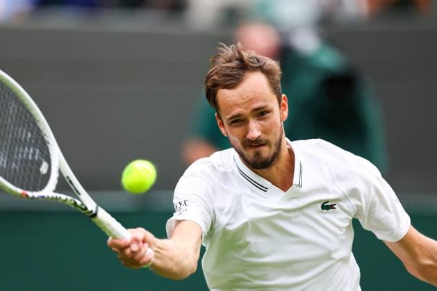 Mandatory Credit: Photo by Simon Dael Shutterstock (14006840cx) Daniil Medvedev Wimbledon Tennis Championships, Day 10, The All England Lawn Tennis and Croquet Club, London, UK - 12 Jul 2023 Wimbledon Tennis Championships, Day 10, The All England Lawn Tennis and Croquet Club, London, UK - 12 Jul 2023  Copyright: xSimonxDael Shutterstockx 14006840cx