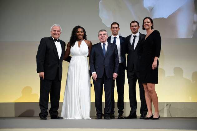 Roland Garros - ITF Champions Dinner - Paris ITF President Francesco Ricci Bitti, USA s Serena Williams, IOC President Thomas Bach, Mike Bryan, Bob Bryan and Lindsay Davenport attending the ITF World Champions Gala Dinner after day ten of the 2015 French Open at Pavillon Cambon Capucines in Paris, France on June 2, 2015. Photo by Corinne Dubreuil ABACAPRESS.COM Paris Pavillon Cambon Capucines France  Copyright: xDubreuilxCorinne ABACAx 503320_010 DubreuilxCorinne ABACAx 503320_010