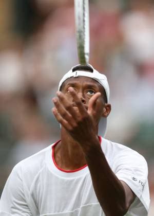Wimbledon Tag Zehn 12. Juli 2023, Wimbledon Wimbledon Tennis Championships Tag Zehn Christopher Eubanks USA sieht nach seiner Viertelfinalniederlage im Herreneinzel gegen Daniil Medvedev niedergeschlagen aus Foto Charlotte Wilson Offside Wimbledon UK  Copyright: xCharlottexWilsonx xOffsidexOffside