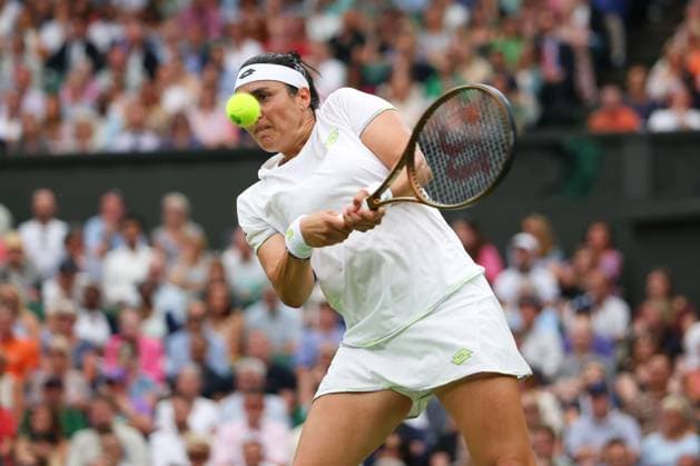 Mandatory Credit: Photo by Ella Ling Shutterstock (14006843bv) Ons Jabeur during her semi final match Wimbledon Tennis Championships, Day 11, The All England Lawn Tennis and Croquet Club, London, UK - 13 Jul 2023 Wimbledon Tennis Championships, Day 11, The All England Lawn Tennis and Croquet Club, London, UK - 13 Jul 2023  Copyright: xEllaxLing Shutterstockx 14006843bv