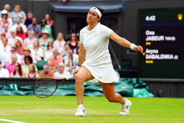 Mandatory Credit: Photo by Javier Garcia Shutterstock (14006845dy) Ons Jabeur during her semi final match Wimbledon Tennis Championships, Day 11, The All England Lawn Tennis and Croquet Club, London, UK - 13 Jul 2023 Wimbledon Tennis Championships, Day 11, The All England Lawn Tennis and Croquet Club, London, UK - 13 Jul 2023  Copyright: xJavierxGarcia Shutterstockx 14006845dy