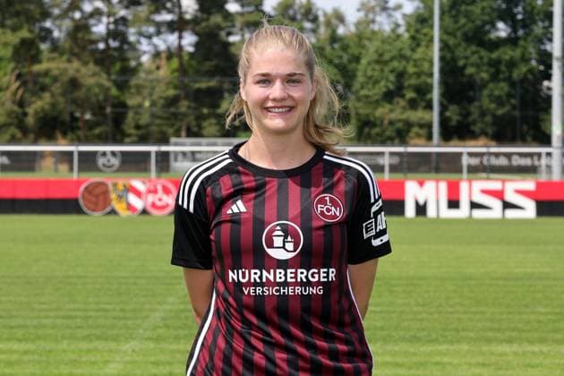 12 07 2023 1 FC Nuremberg FCN club season 2023 2024 photo appointment portrait appointment women single photo portrait portrait headshot sports photo zinc DaMa xdaxmax single photo portrait portrait headshot Anne Führlein Fuehrlein 16, 1 FC Nuremberg FCN