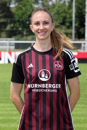 12 07 2023 1 FC Nuremberg FCN club season 2023 2024 photo appointment portrait appointment women single photo portrait portrait headshot sports photo zinc DaMa xdaxmax single photo portrait portrait headshot Nadja Burkard 22, 1 FC Nuremberg FCN