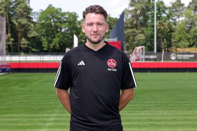 12 07 2023 1 FC Nürnberg FCN club season 2023 2024 photo appointment portrait appointment women single photo portrait portrait header photo sports photo zinc DaMa xdaxmax single photo portrait header photo Thomas Oostendorp coach 1 FC Nürnberg FCN