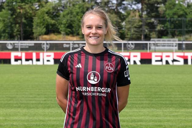12 07 2023 1 FC Nuremberg FCN club season 2023 2024 photo appointment portrait appointment women single photo portrait portrait header photo sports photo zinc DaMa xdaxmax single photo portrait portrait header photo Kerstin Bogenschütz Bogenschuetz 8, 1 FC Nuremberg FCN