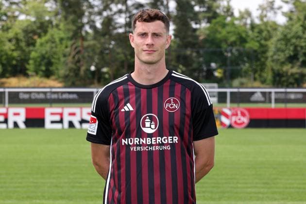 12 07 2023 1 FC Nuremberg FCN club season 2023 2024 photo appointment portrait appointment single photo portrait portrait headshot sports photo zinc DaMa xdaxmax single photo portrait portrait headshot James Lawrence 4, 1 FC Nuremberg FCN