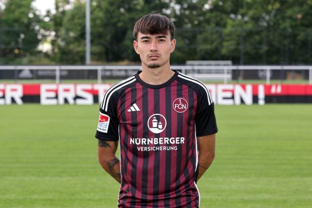12 07 2023 1 FC Nuremberg FCN club season 2023 2024 photo appointment portrait appointment single photo portrait portrait headshot sports photo zinc DaMa xdaxmax single photo portrait portrait headshot Jens Castrop 17, 1 FC Nuremberg FCN