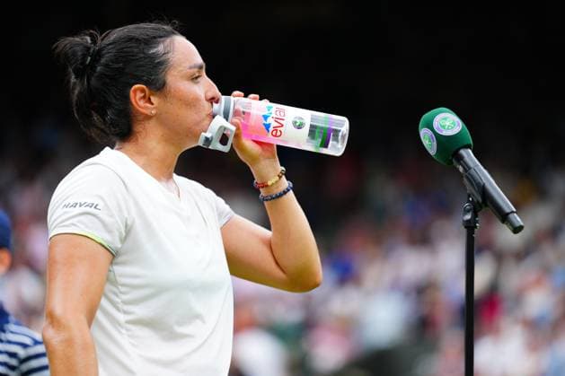Mandatory Credit: Photo by Javier Garcia Shutterstock (14006845fg) Ons Jabeur celebrates victory in her her semi final match Wimbledon Tennis Championships, Day 11, The All England Lawn Tennis and Croquet Club, London, UK - 13 Jul 2023 Wimbledon Tennis Championships, Day 11, The All England Lawn Tennis and Croquet Club, London, UK - 13 Jul 2023  Copyright: xJavierxGarcia Shutterstockx 14006845fg