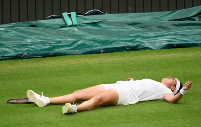 2023 Wimbledon Championships Ons Jabeur (TUN) Fell down bot got up again to win against Aryna Sabalenka during the ladies™ semi finals on Day 11 at the 2023 Wimbledon Championships at the All England Club, London, UK, 13 July 2023, Credit:Peter van den Berg Avalon United Kingdom, England, London, All England Lawn Tennis and Croquet Club  Copyright: xPeterxvanxdenxBergx xAvalonx 0788934813