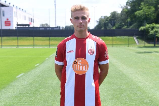 Rot Weiss Essen 3 Liga, Porträttermin 2023 2024 Cedric Harenbrock Rot Weiss Essen 3 Liga, Porträttermin 2023 2024 xRx