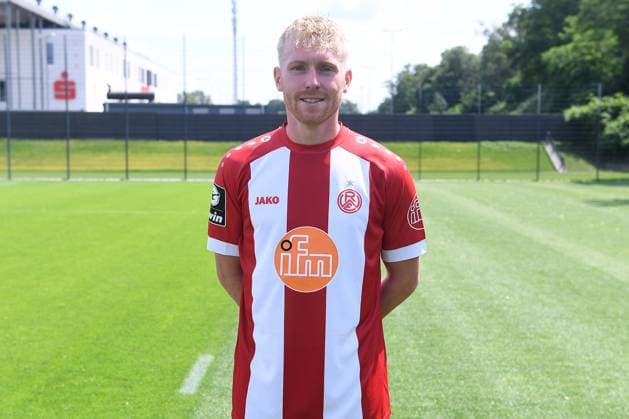 Rot Weiss Essen 3 Liga, port date 2023 2024 Ron Berlinski Rot Weiss Essen 3 Liga, port date 2023 2024 xRx