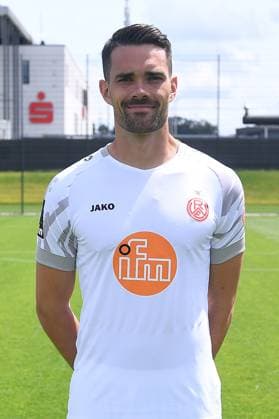 Rot Weiss Essen 3 Liga, Porträttermin 2023 2024 Ole Springer Rot Weiss Essen 3 Liga, Porträttermin 2023 2024 xRx