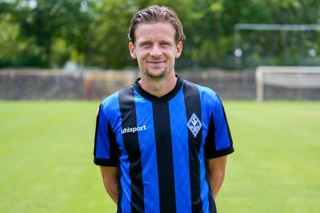 Bentley Baxter track SV Waldhof Mannheim 3 league, portrait date 2023 2024 xozx