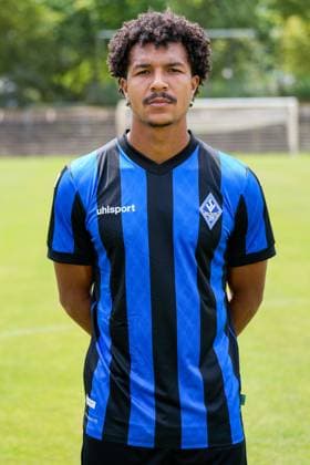 Samuel Abifade SV Waldhof Mannheim 3 League, portrait date 2023 2024 xozx