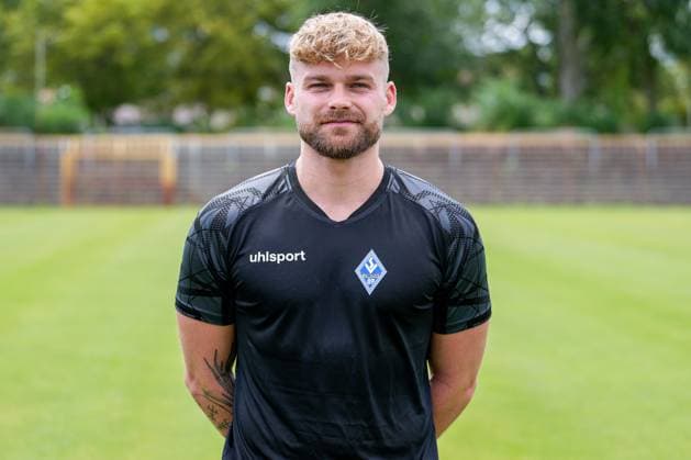 Florian Kloger Physiotherapist SV Waldhof Mannheim 3 League, portrait date 2023 2024 xozx