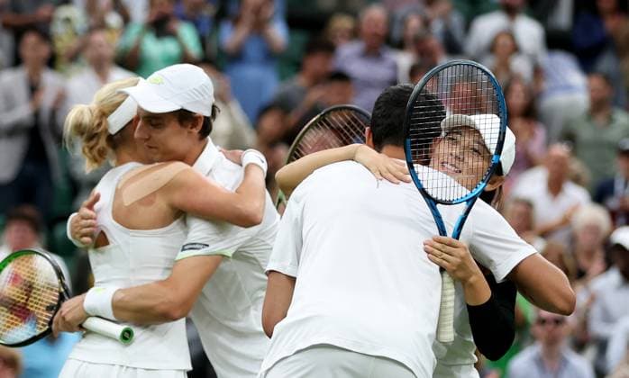 (230714) -- LONDON, July 14, 2023 -- Xu Yifan (1st R) Joran Vliegen (2nd L) greet Mate Pavic (2nd R) Lyudmyla Kichenok after the mixed doubles final match between Xu Yifan of China Joran Vliegen of Belgium and Mate Pavic of Croatia Lyudmyla Kichenok of Ukraine at Wimbledon tennis Championship in London, Britain, on July 13, 2023. ) (SP)BRITAIN-LONDON-TENNIS-WIMBLEDON-DAY 11 LixYing 