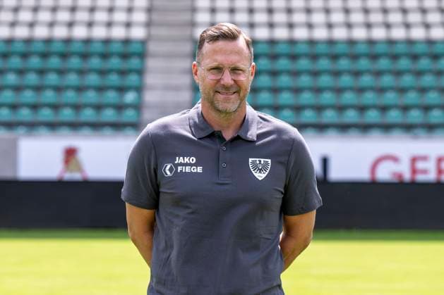 Coach Sascha Hildmann SC Preußen Münster 06 3 Liga, Porträttermin 2023 2024, Copyright: xDavidxInderliedx