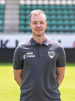 Physiotherapist Matthias Sieme SC Preußen Münster 06 3 league, portrait date 2023 2024, Copyright: xDavidxInderliedx