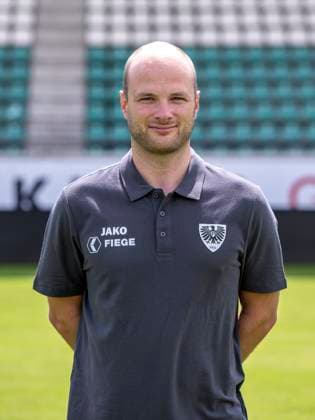 Team doctor Kristian Schneider SC Preußen Münster 06 3 Liga, portrait date 2023 2024, Copyright: xDavidxInderliedx