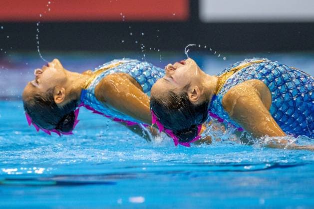 Sport Themen der Woche KW28 SWIMMING - FINA WC 2023 FUKUOKA,JAPAN,14.JUL.23 - SWIMMING - FINA World Aquatics Championships 2023, artistic swimming, duet technical. Image shows Supitchaya Songpan and Pongpimporn Pongsuwan (THA).  GEPAxpictures xPhilippxBrem