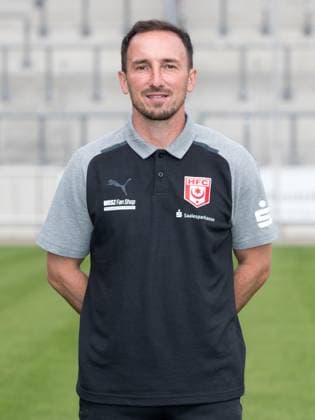 Teampraesentation Halle 3 Liga Hallescher FC, 3 Liga, Porträttermin 2023 2024, Halle, 13 07 2021, Leuna Chemie Stadion, Fussball , Im Bild Co Trainer Sergio Pinto ,