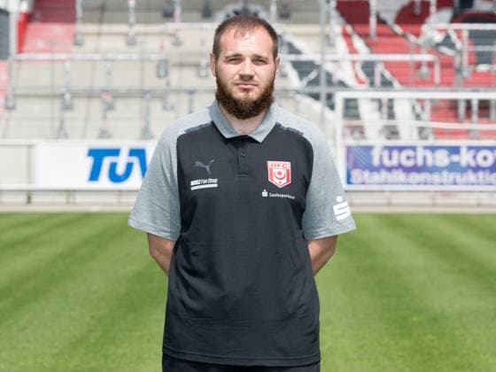 Teampraesentation Halle 3 Liga Hallescher FC, 3 Liga, Porträttermin 2023 2024, Halle, 13 07 2021, Leuna Chemie Stadion, Football , In the picture physiotherapist Walter Moissejenko ,
