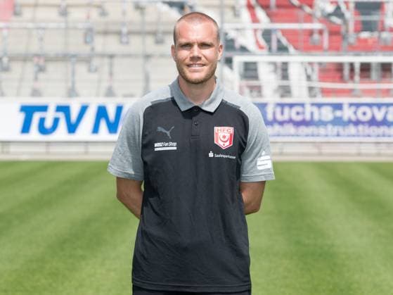 Teampraesentation Halle 3 Liga Hallescher FC, 3 Liga, Porträttermin 2023 2024, Halle, 13 07 2021, Leuna Chemie Stadion, Fussball , Im Bild Chefscout Fabio Leutenecker ,
