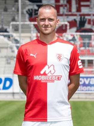 Teampraesentation Halle 3 Liga Hallescher FC, 3 Liga, Porträttermin 2023 2024, Halle, 13 07 2021, Leuna Chemie Stadion, Football , In the picture Jannes Vollert ,