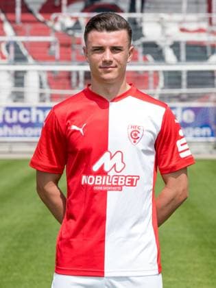 Teampraesentation Halle 3 Liga Hallescher FC, 3 Liga, Porträttermin 2023 2024, Halle, 13 07 2021, Leuna Chemie Stadion, Football , In the picture Leon Damer ,