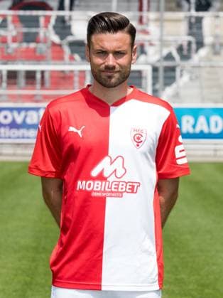 Teampraesentation Halle 3 Liga Hallescher FC, 3 Liga, Porträttermin 2023 2024, Halle, 13 07 2021, Leuna Chemie Stadion, Football , In the picture Niklas Kreuzer ,