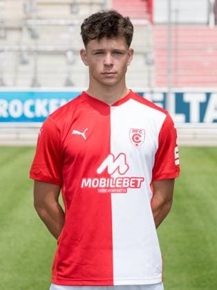 Teampraesentation Halle 3 Liga Hallescher FC, 3 Liga, Porträttermin 2023 2024, Halle, 13 07 2021, Leuna Chemie Stadion, Football , In the picture Yordi Wegmann ,