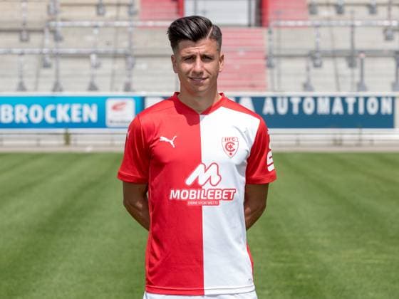 Teampraesentation Halle 3 Liga Hallescher FC, 3 Liga, Porträttermin 2023 2024, Halle, 13 07 2021, Leuna Chemie Stadion, Football , In the picture Tunay Deniz ,